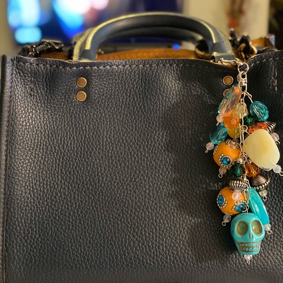 Purse Charm Keychain - Picture 3 of 4